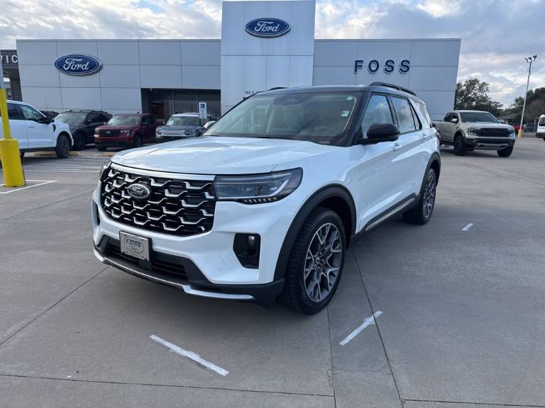 2025 Ford Explorer Platinum