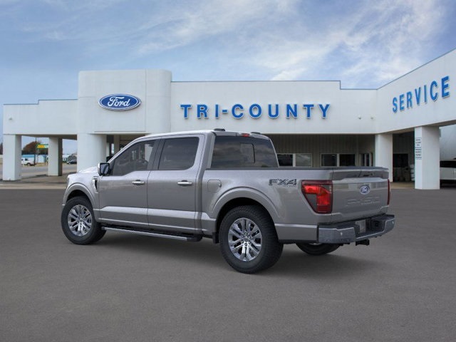 2025 Ford F-150 XLT photo 3