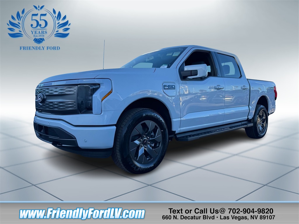 2025 Ford F-150 Lightning LARIAT