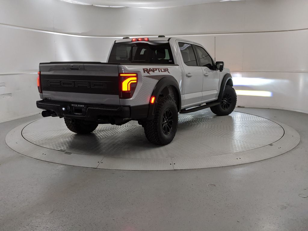 2025 Ford F-150 Raptor photo 2