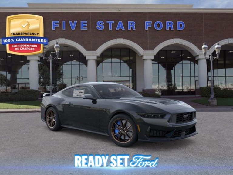 2025 Ford Mustang Dark Horse