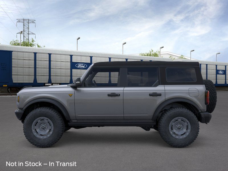 2025 Ford Bronco Badlands photo 4