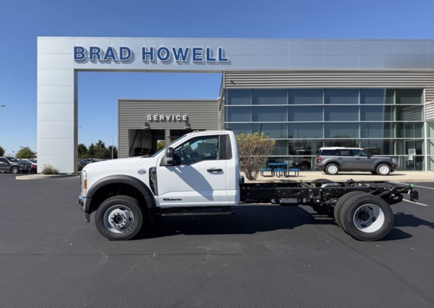 2026 Ford F-600 Super Duty Chassis Cab XL's photo