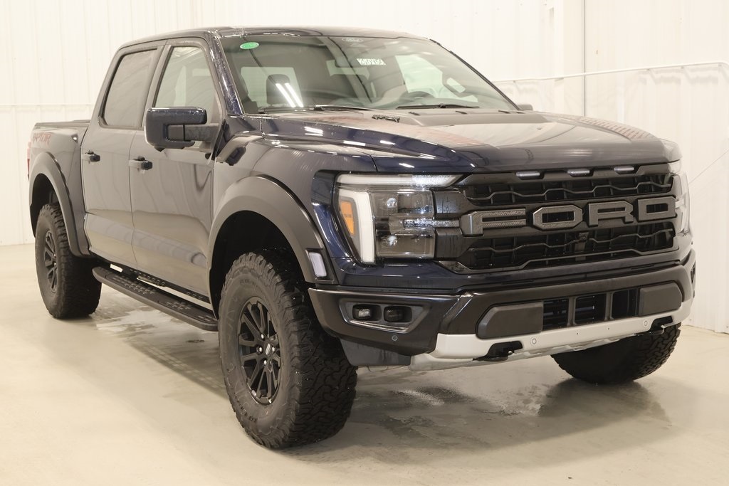 2025 Ford F-150 Raptor photo 2