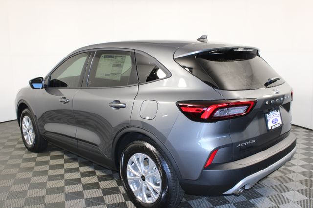 2026 Ford Escape Active photo 3