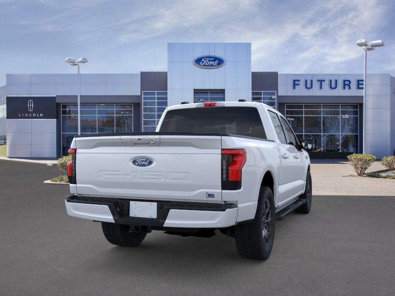 2025 Ford F-150 Lightning Flash - Photo 8