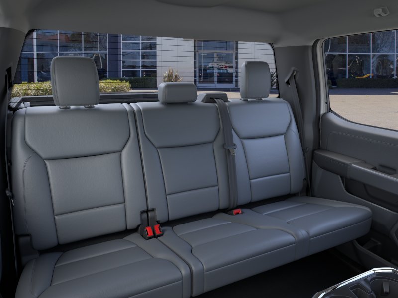 2025 Ford F-150 Lightning Flash - Photo 11