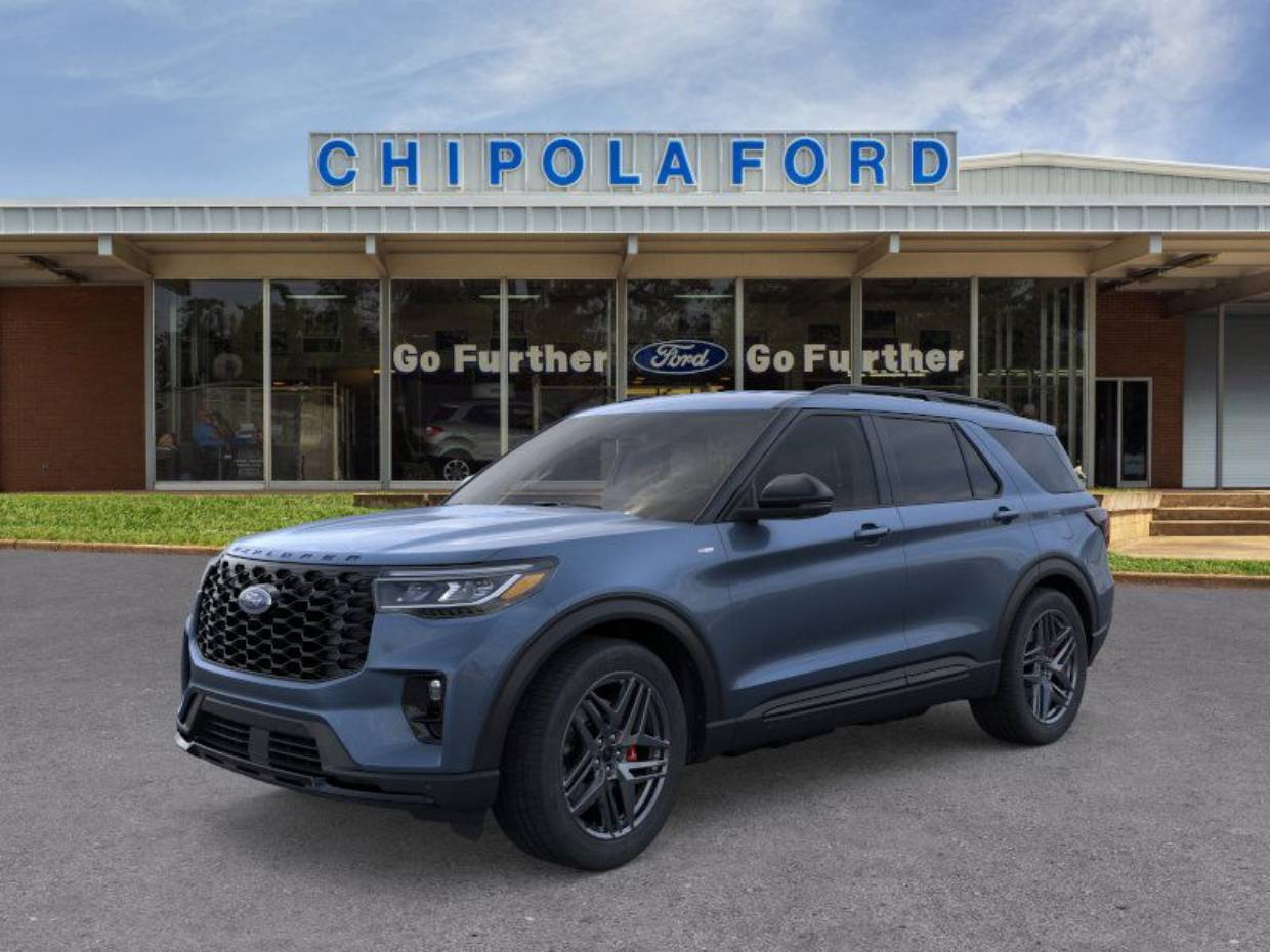 2025 Ford Explorer ST-LINE's photo