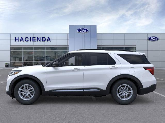 2025 Ford Explorer photo 2