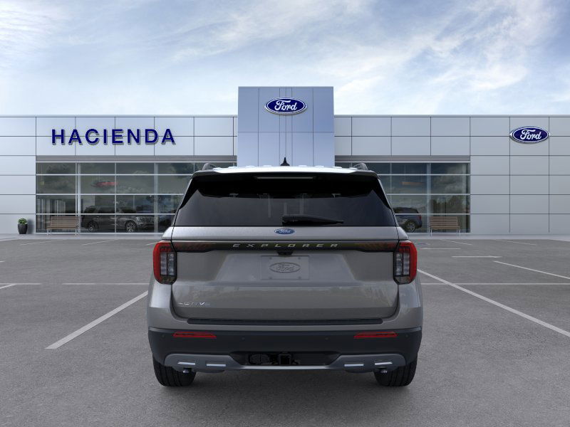 2025 Ford Explorer photo 4