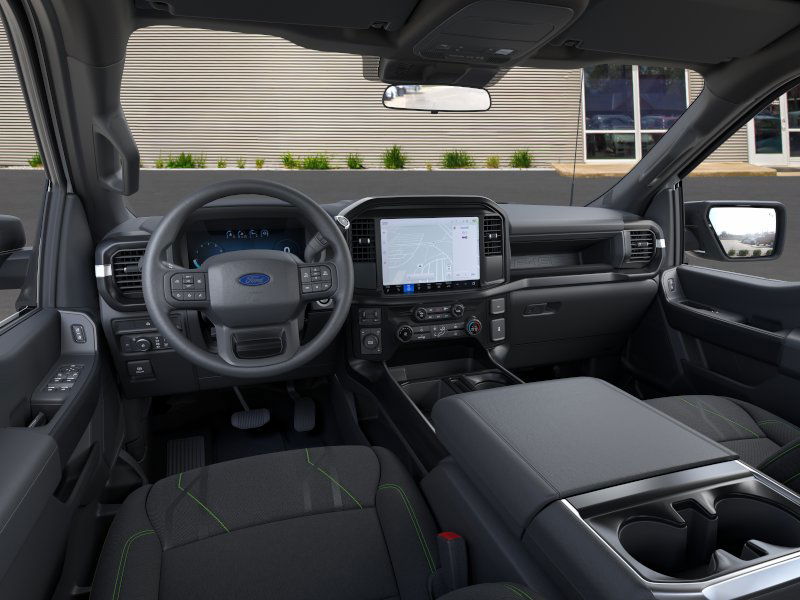 2025 Ford F-150 STX photo 4