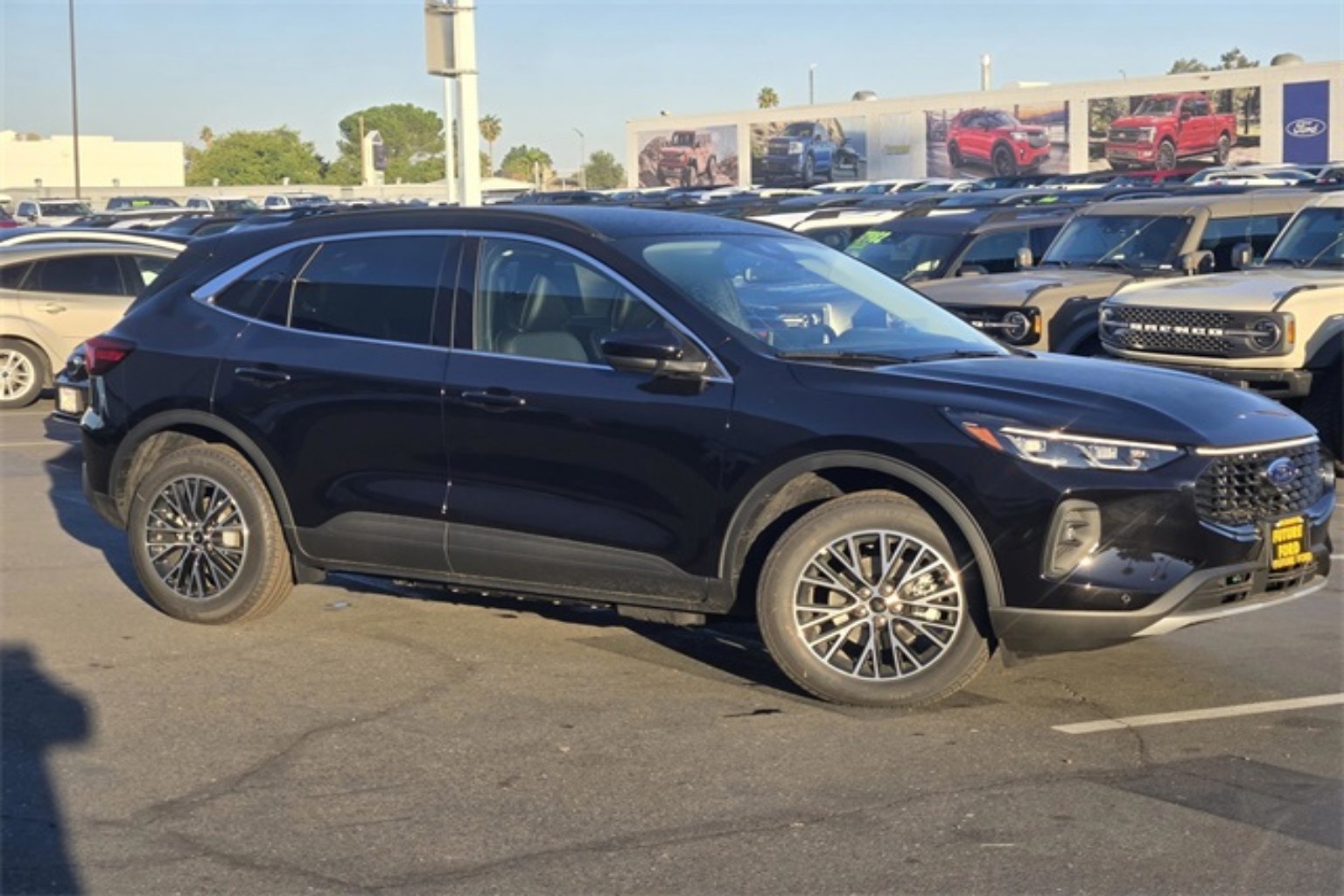 2025 Ford Escape PHEV's photo