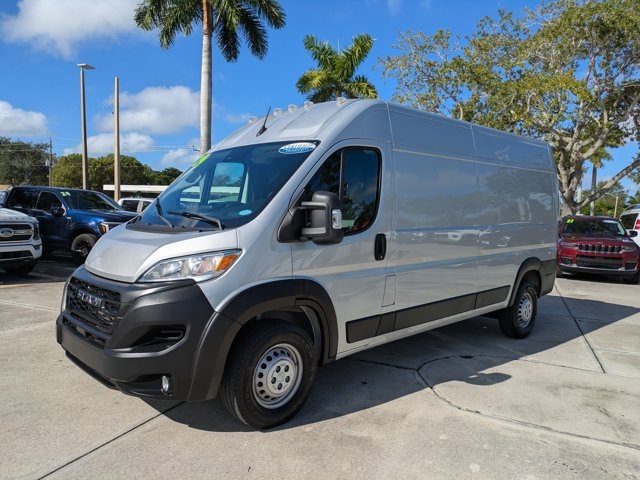 2024 Ram ProMaster 3500 photo 4