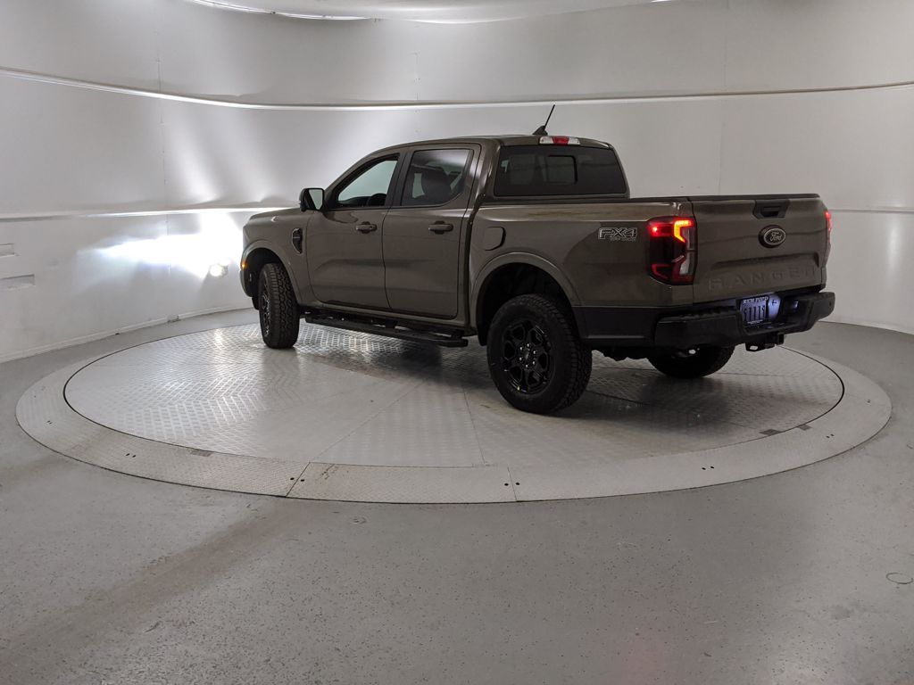 2025 Ford Ranger Lariat photo 4