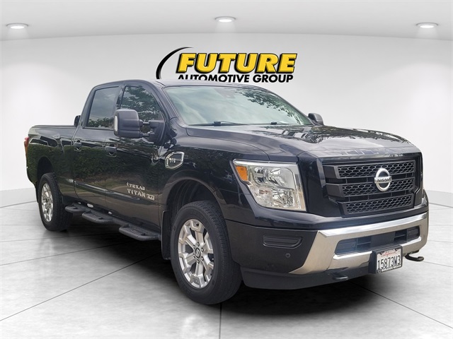 2022 Nissan Titan XD SV