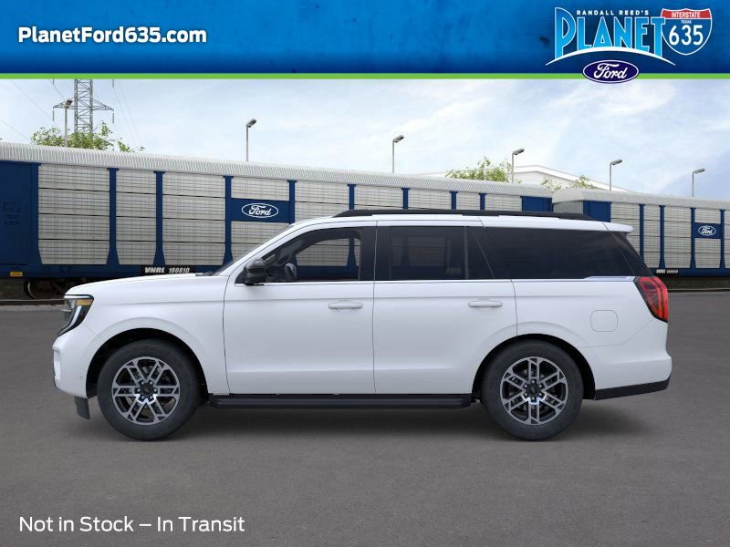2025 Ford Expedition photo 4