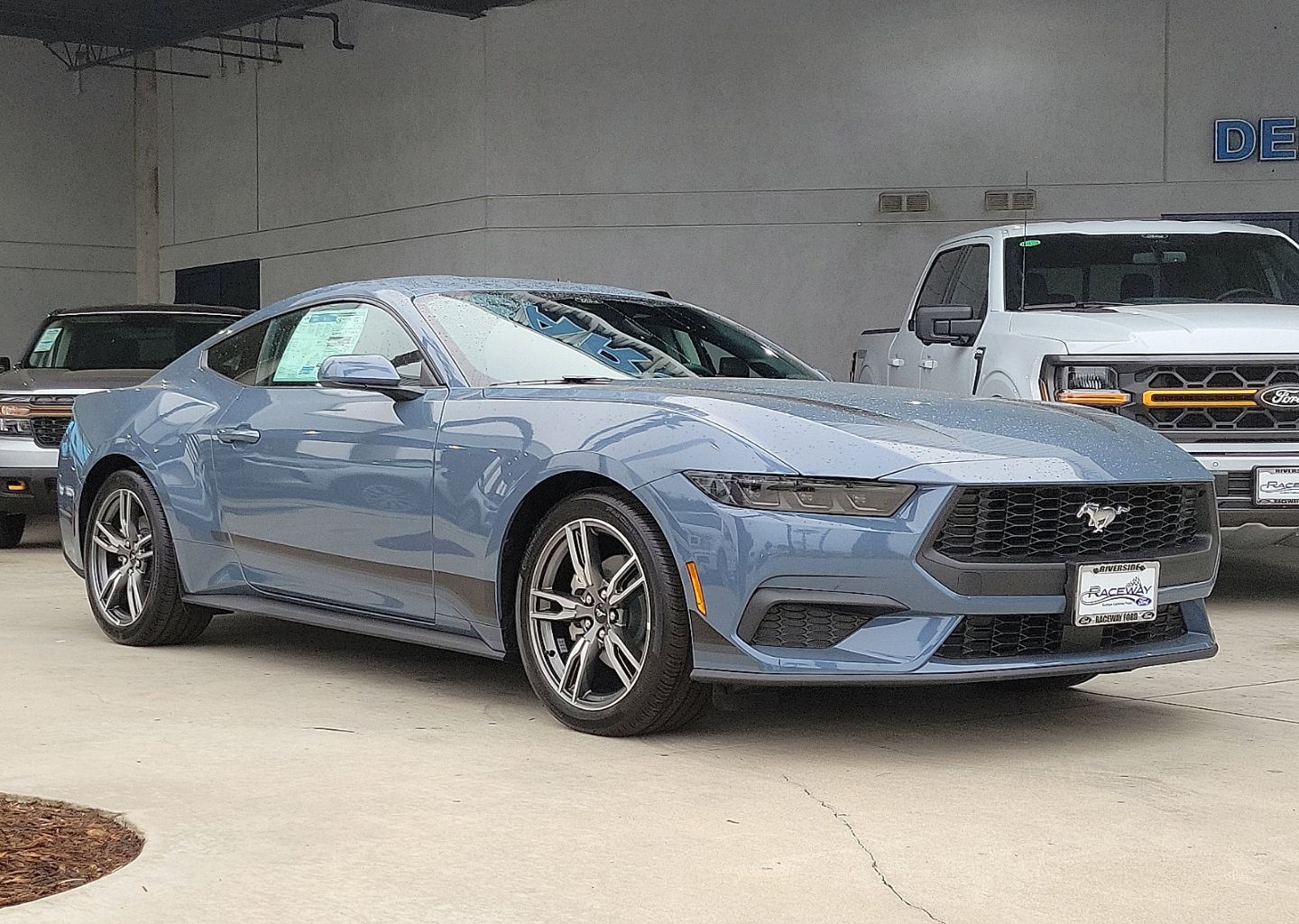 2025 Ford Mustang EcoBoost's photo