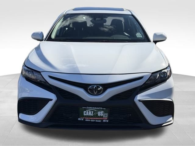 2023 Toyota Camry SE photo 2