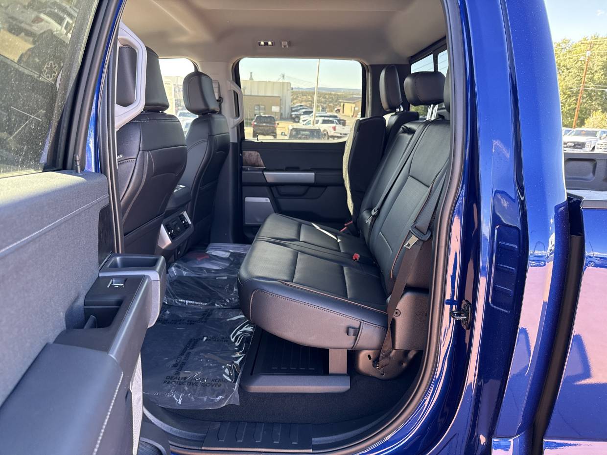 2026 Ford F-350 Super Duty Lariat - Photo 13