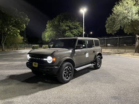 2025 Ford Bronco Outer Banks