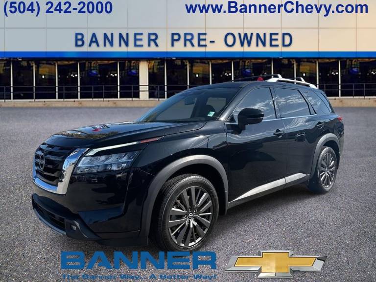 2022 Nissan Pathfinder SL