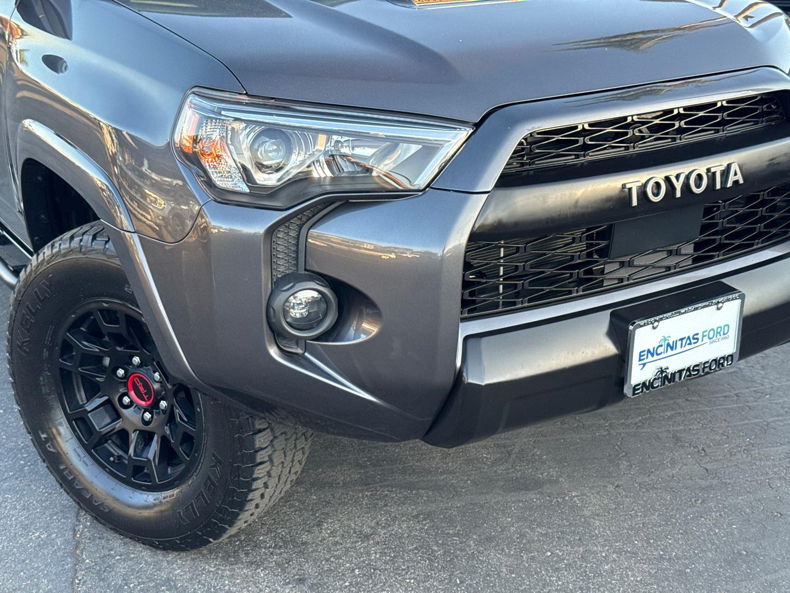 2023 Toyota 4Runner TRD Off-Road Premium photo 2
