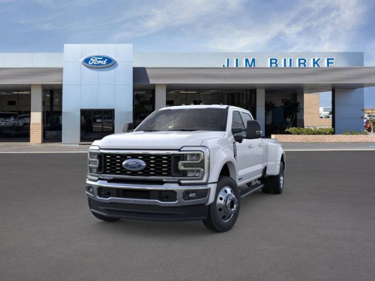 2026 Ford Super Duty F-450 DRW LARIAT