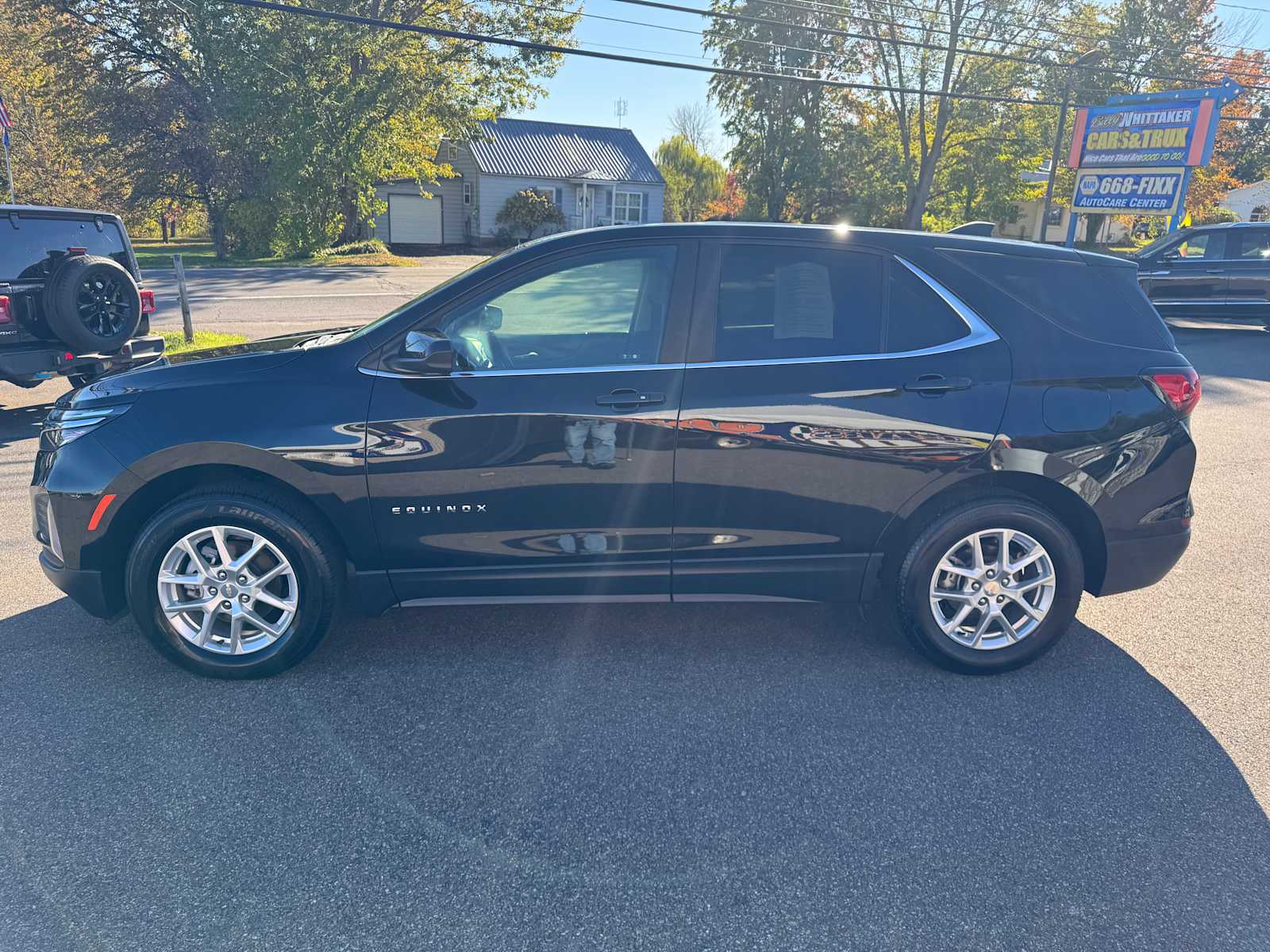 2024 Chevrolet Equinox LT photo 4
