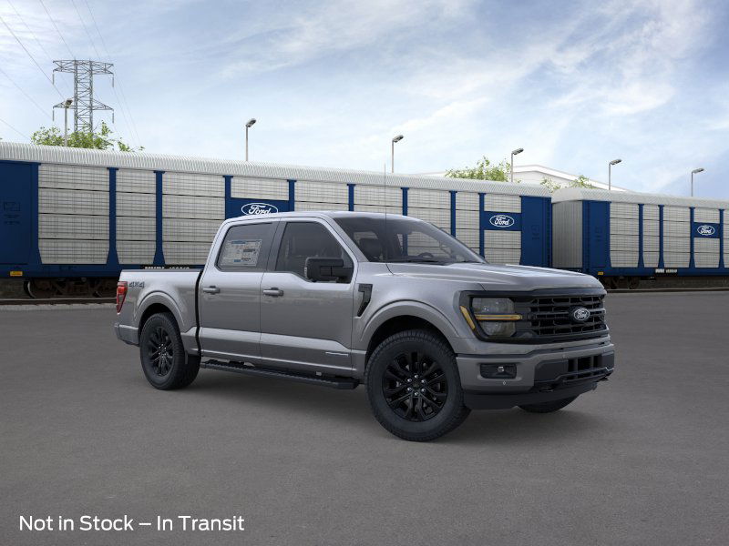 2025 Ford F-150 XLT photo 2