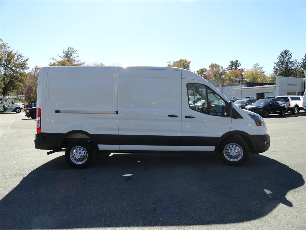 2025 Ford Transit Cargo Van photo 2