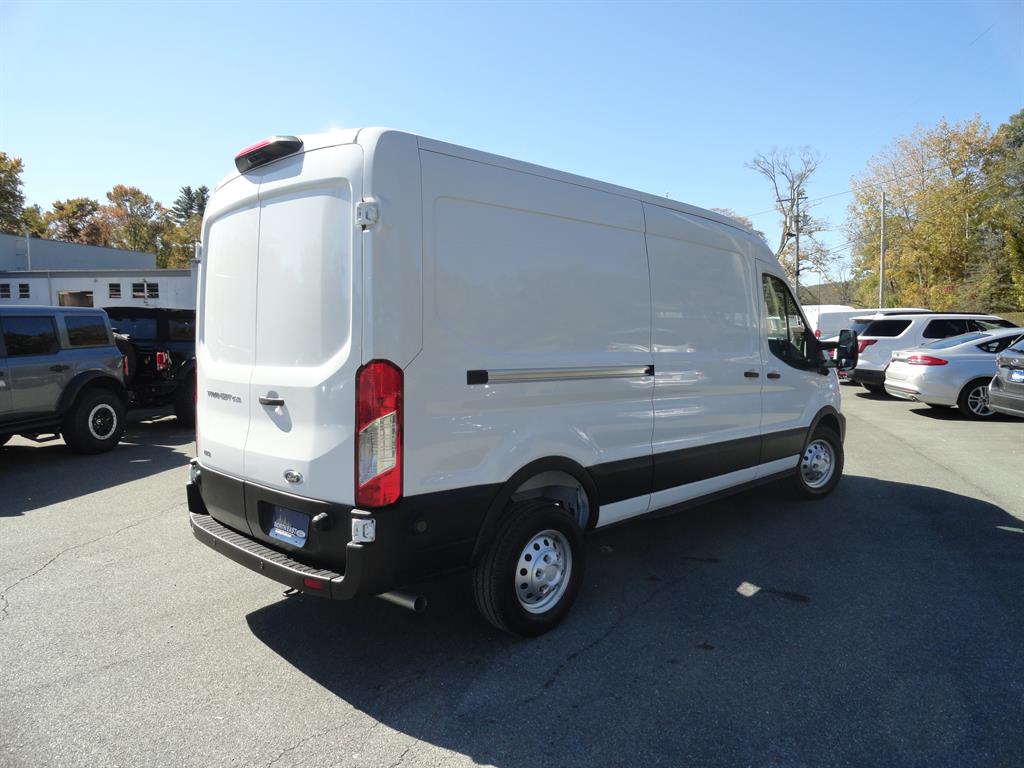 2025 Ford Transit Cargo Van photo 3