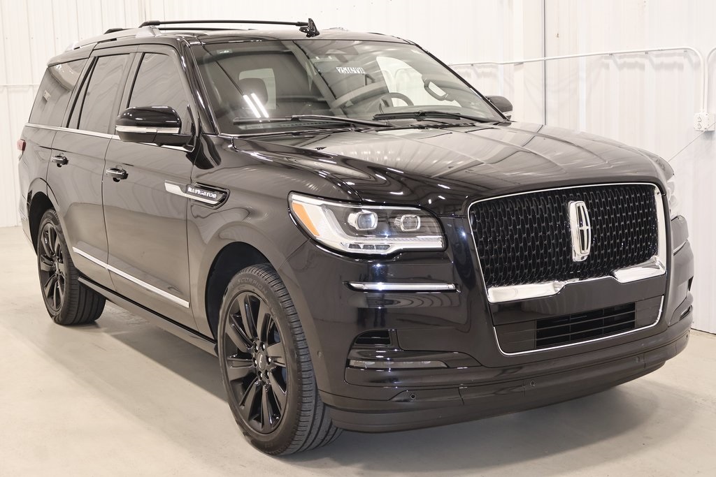 2023 Lincoln Navigator Reserve photo 3