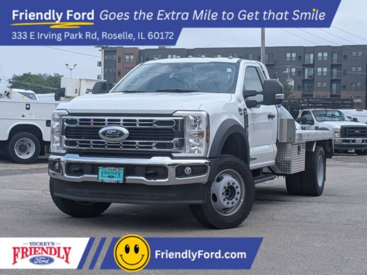 2024 Ford F-600 Super Duty Chassis Cab XL's photo
