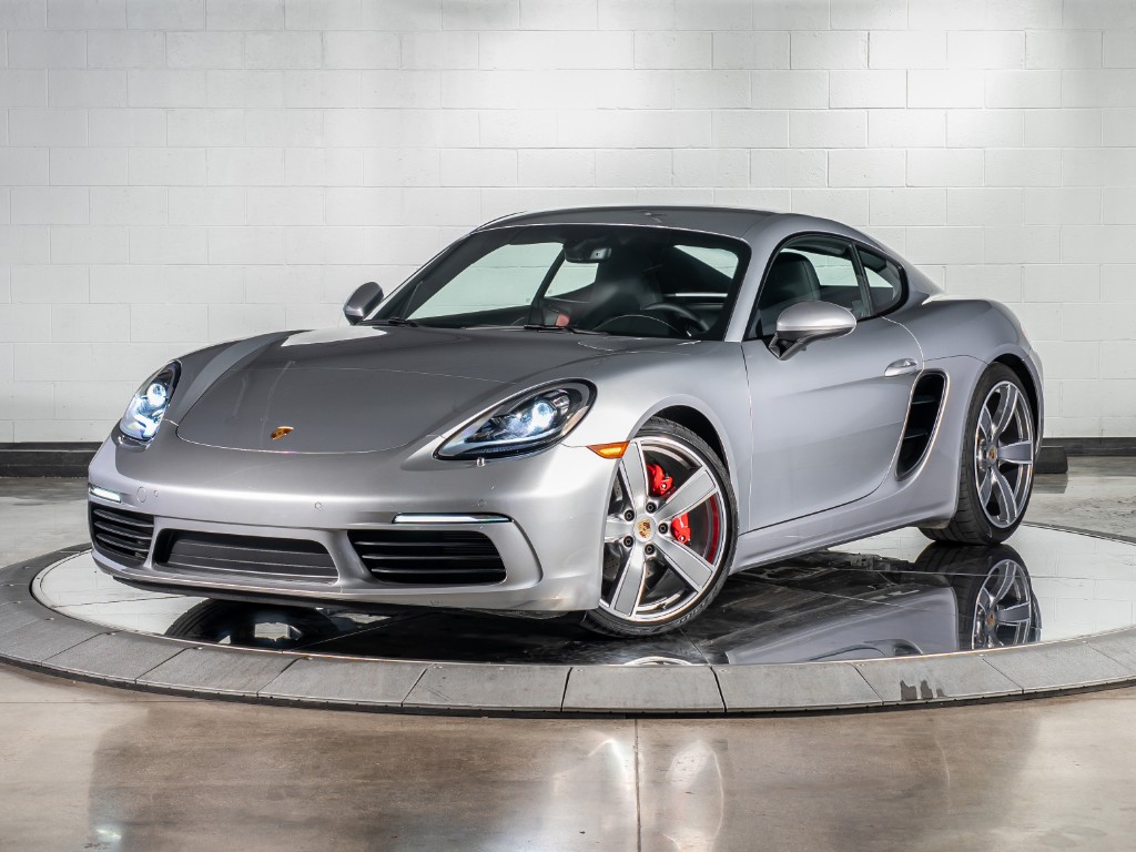 2025 Porsche 718 Cayman S