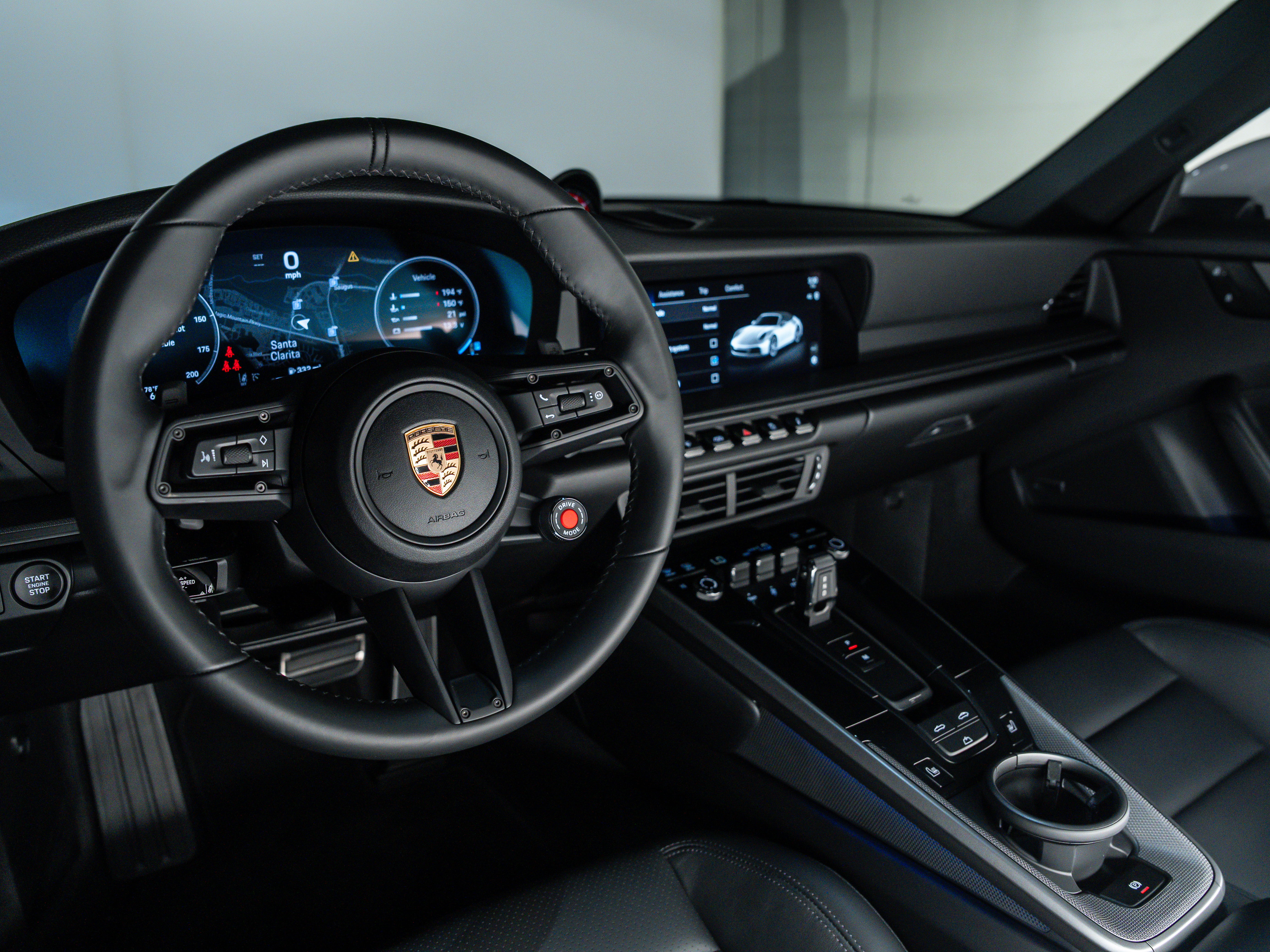 2025 Porsche 911 Cabriolet photo 4