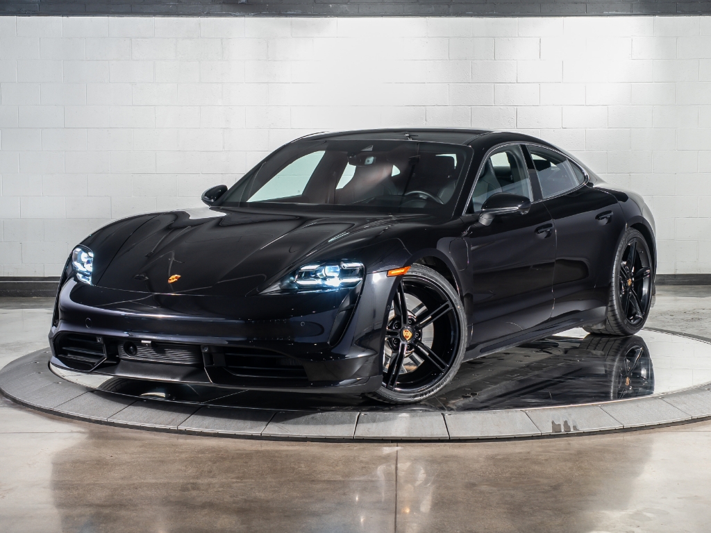 2023 Porsche Taycan Turbo