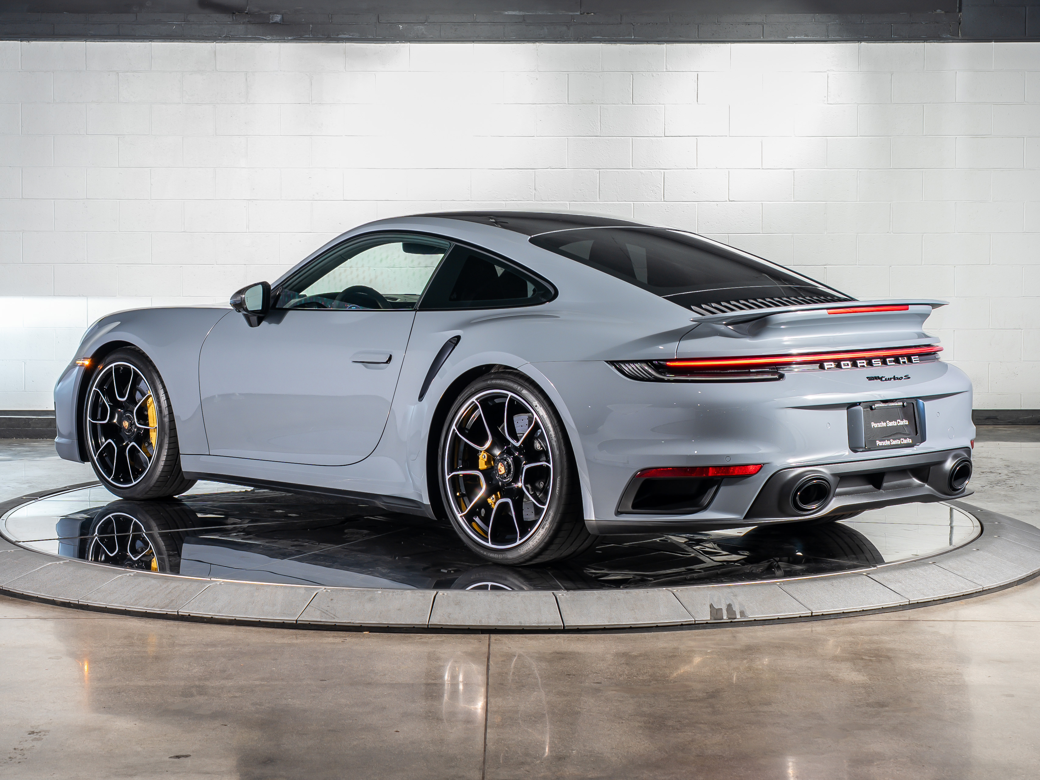 2023 Porsche 911 Turbo S photo 3
