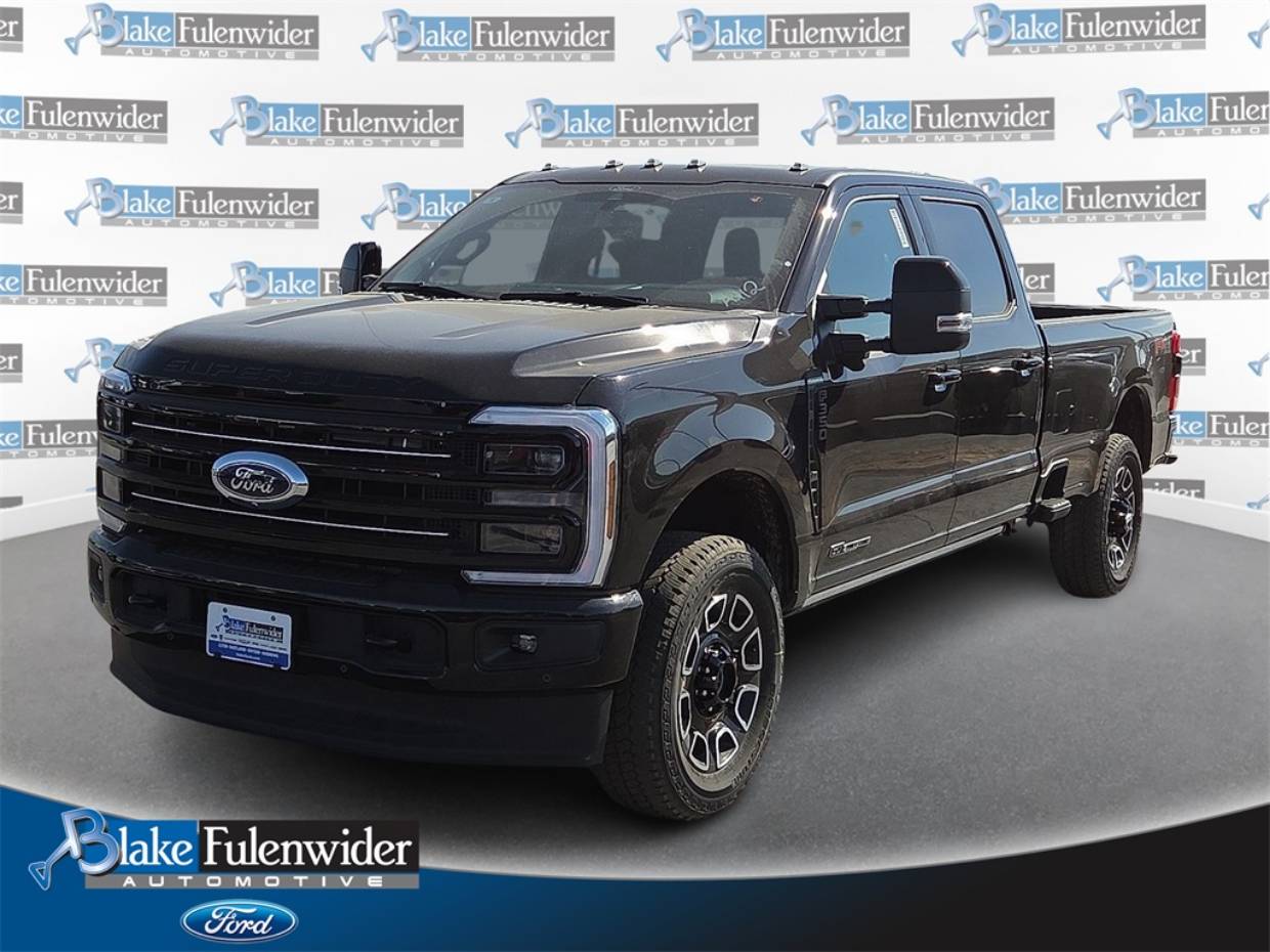 2026 Ford F-350 Super Duty Platinum's photo
