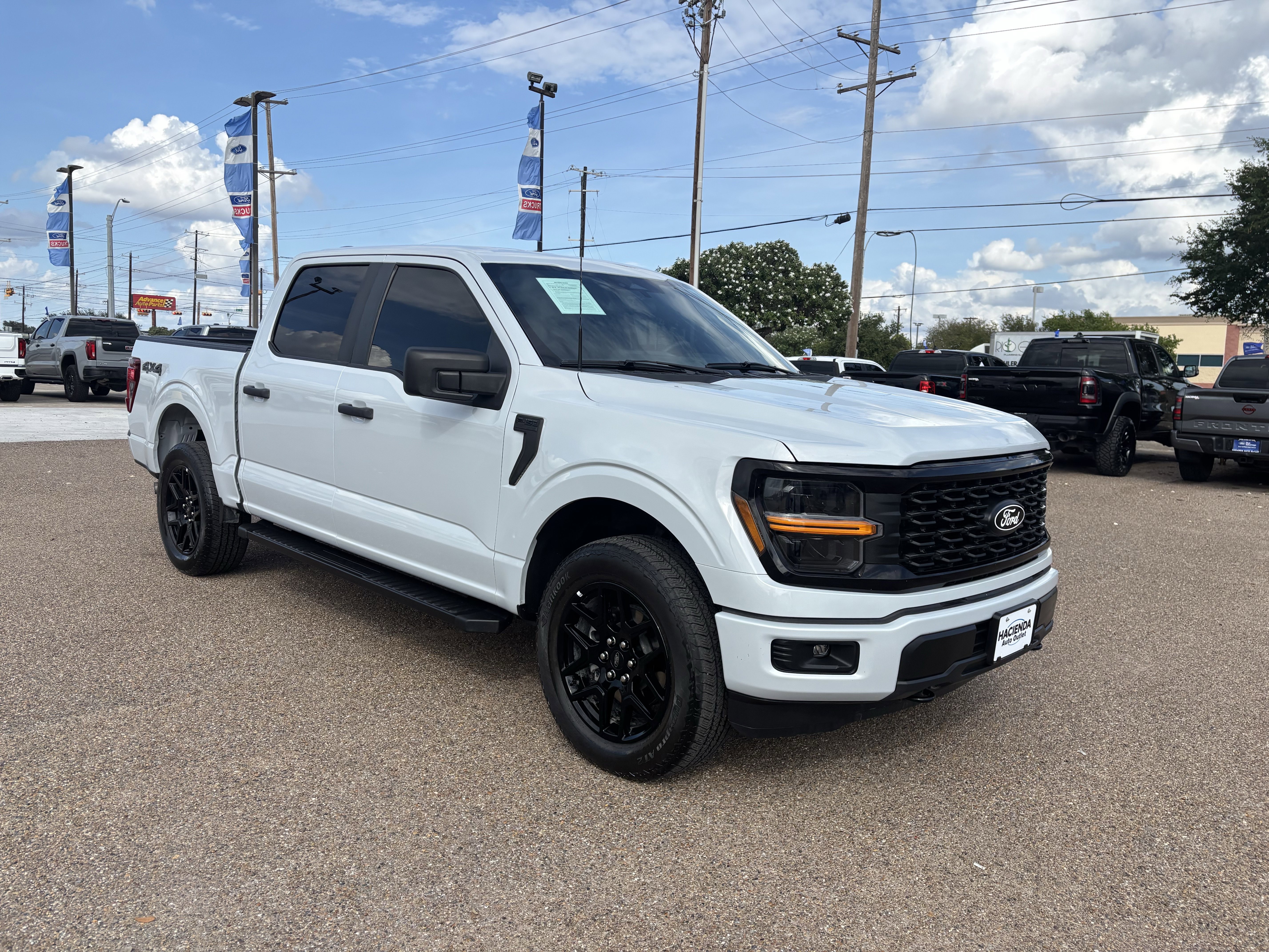 2025 Ford F-150 STX photo 4