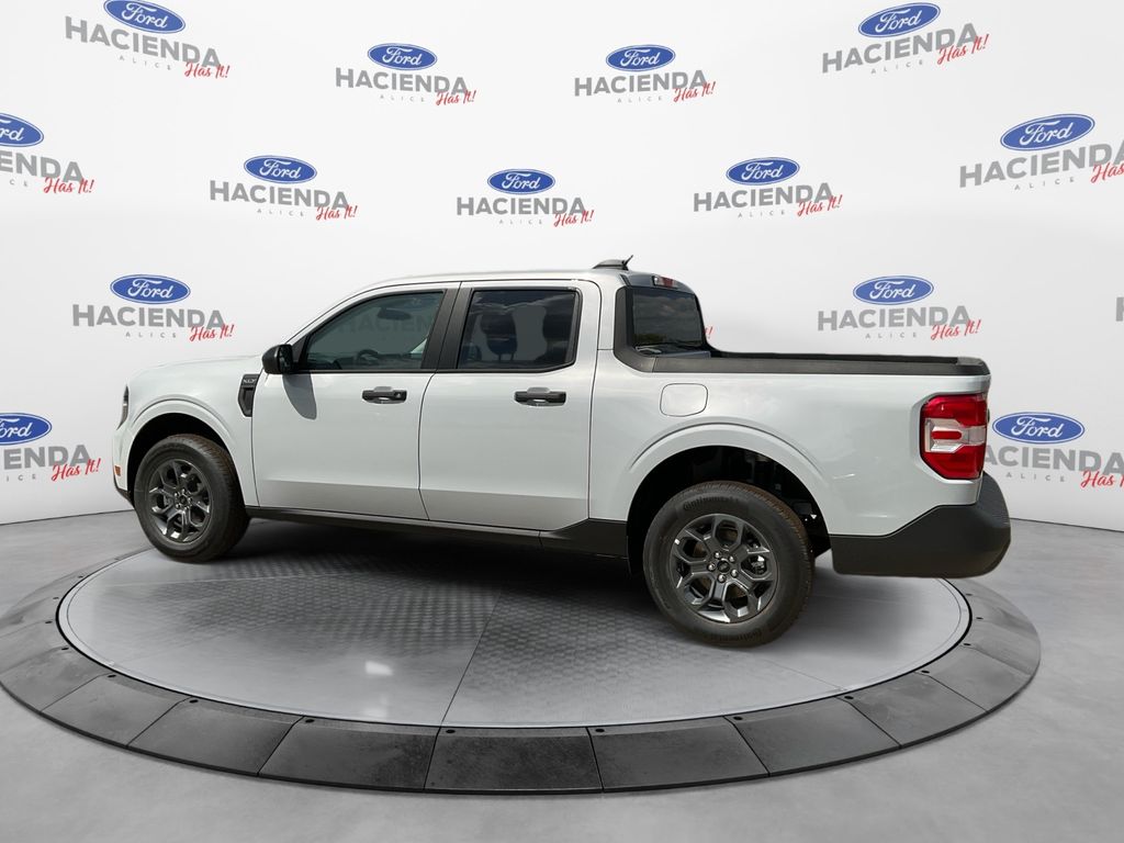 2025 Ford Maverick XLT photo 3