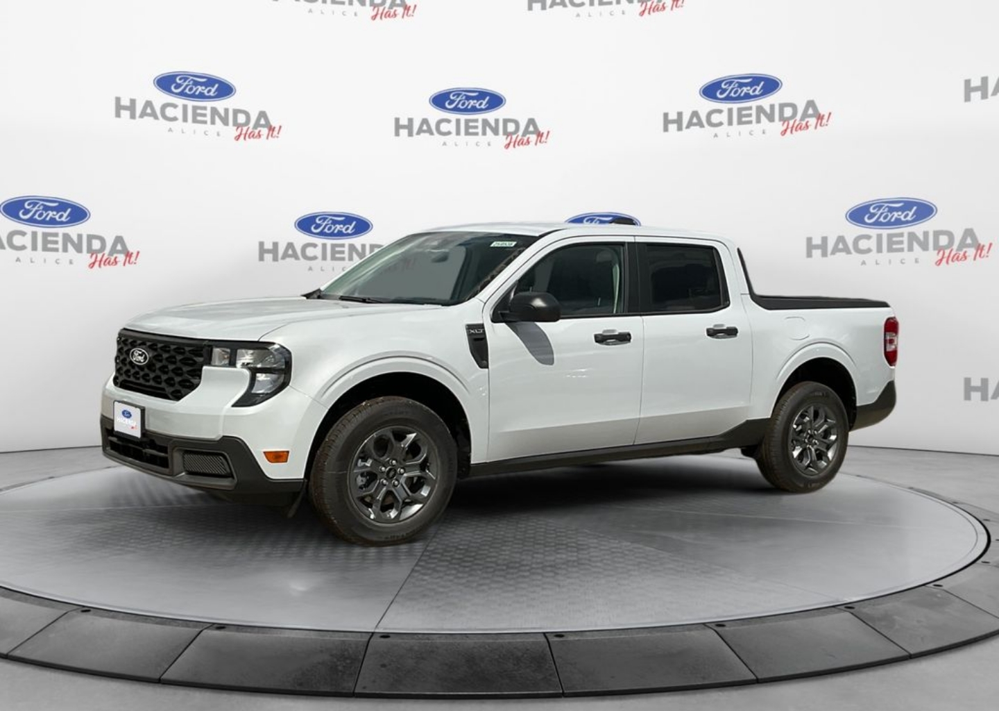 2025 Ford Maverick XLT's photo