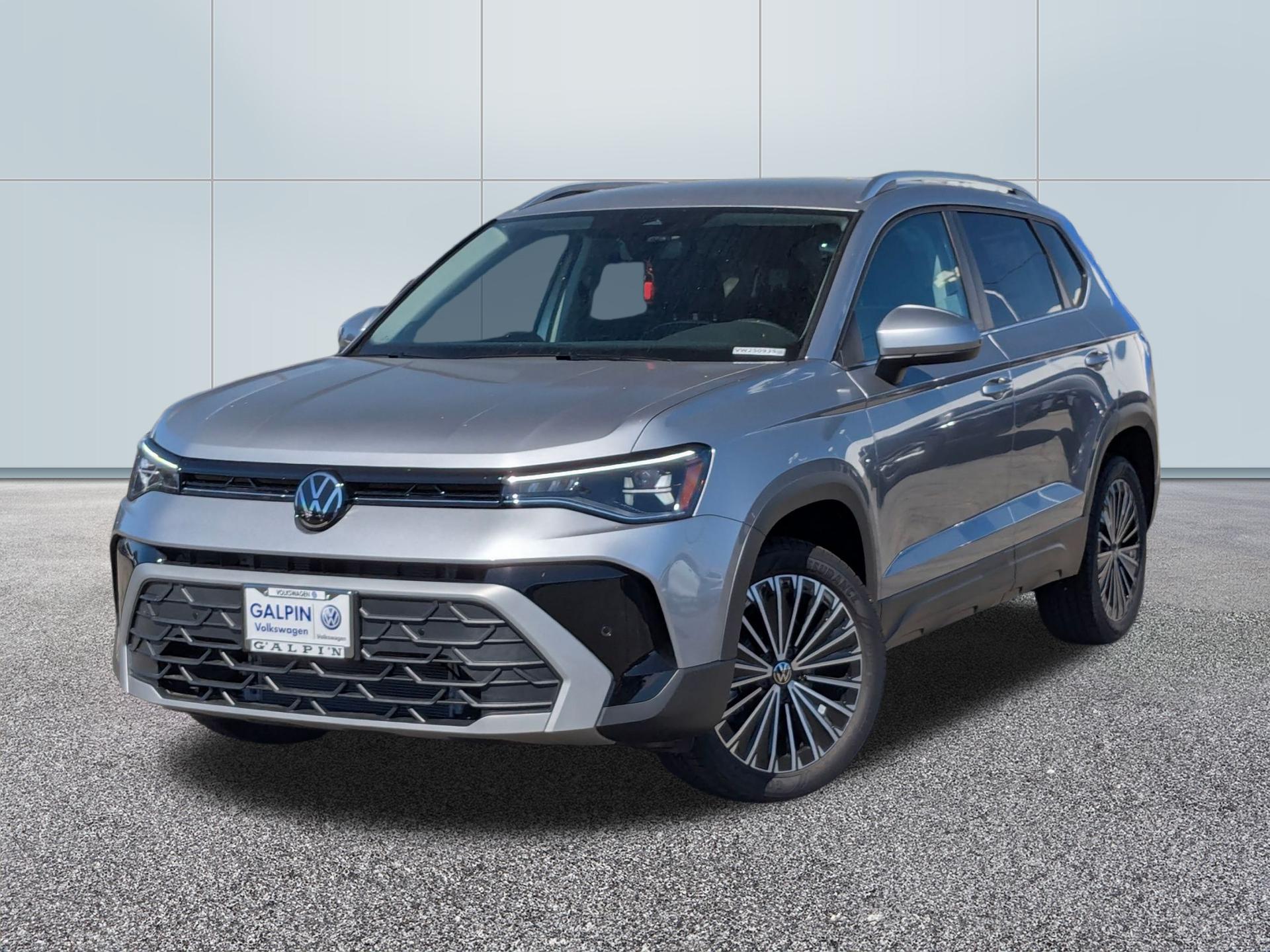 New 2025 Volkswagen Taos SE