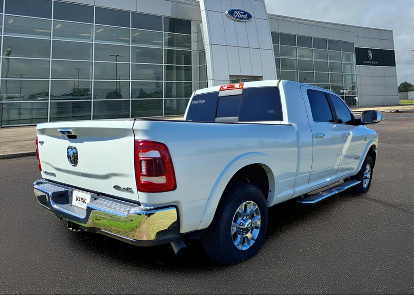 2022 RAM Ram 3500 Pickup Laramie - Photo 8