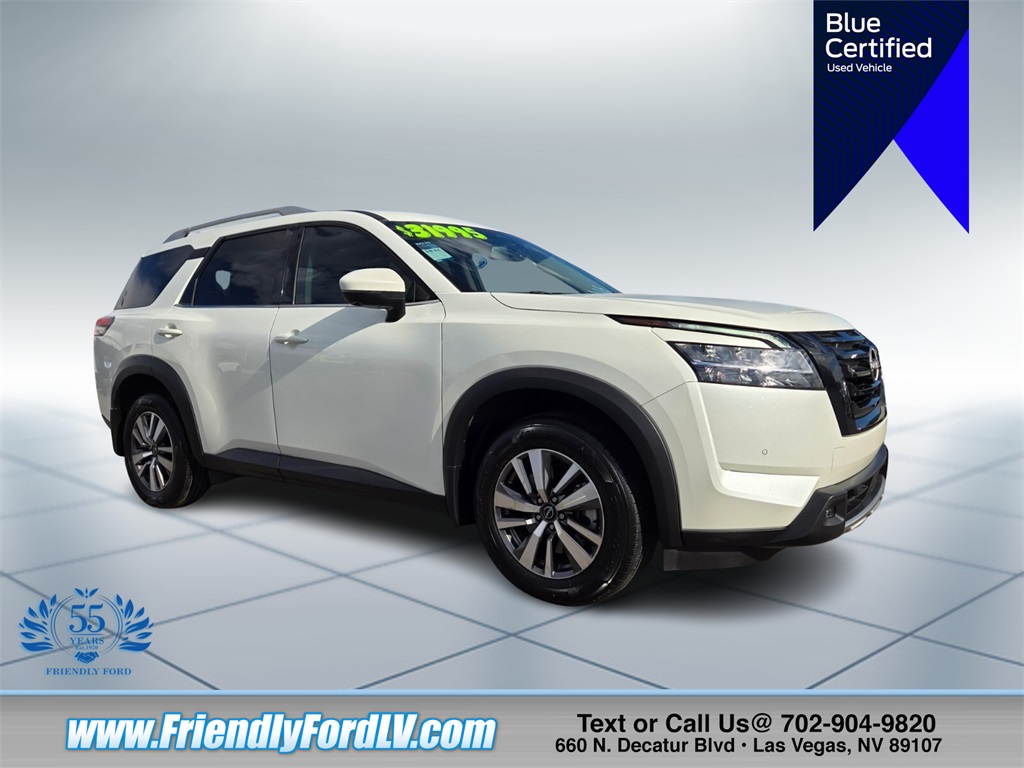 2022 Nissan Pathfinder SL