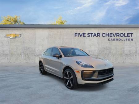 2024 Porsche Macan T