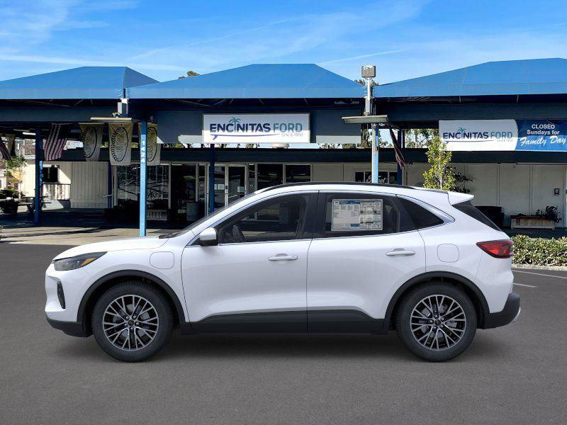 2025 Ford Escape Plug-In Hybrid photo 2