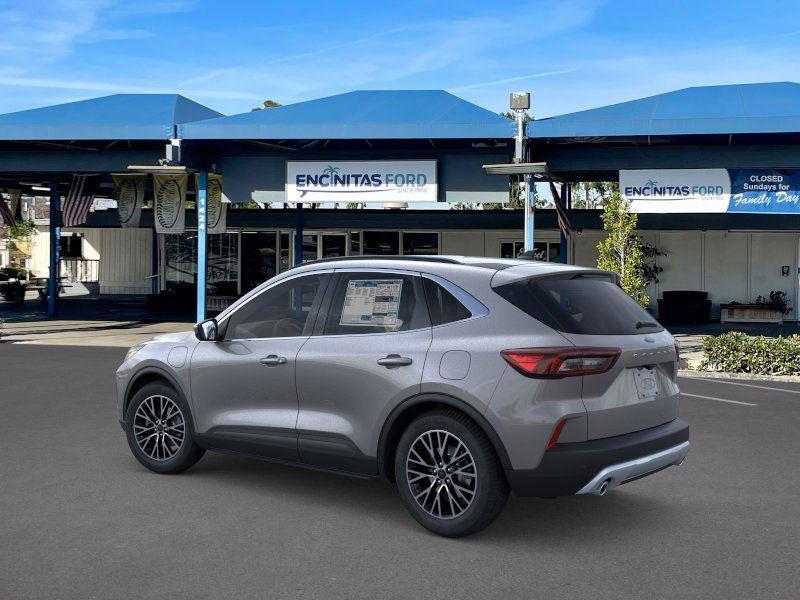 2025 Ford Escape Plug-In Hybrid photo 3