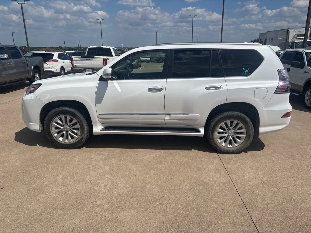 2018 Lexus GX 460 photo 2