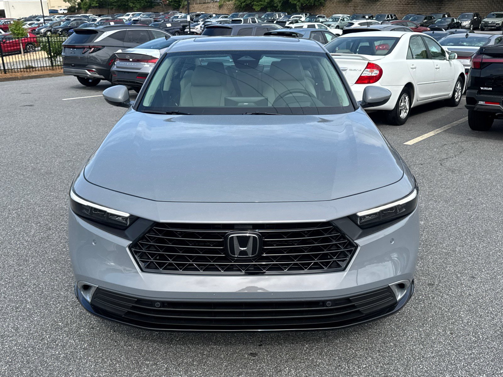 2025 Honda Accord Hybrid Touring photo 2