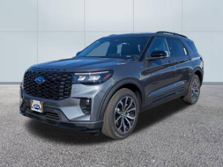 2025 Ford Explorer ST Line